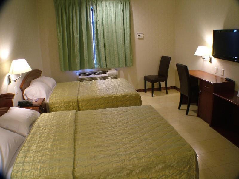 Knights Inn Brooklyn Sunset Park New York Room photo